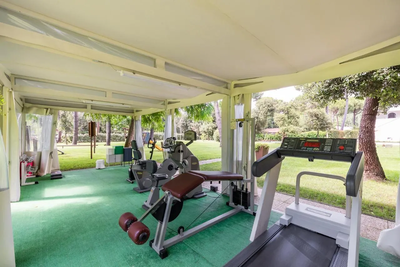 Hotel Stella Della Versilia Marina di Massa 4*,