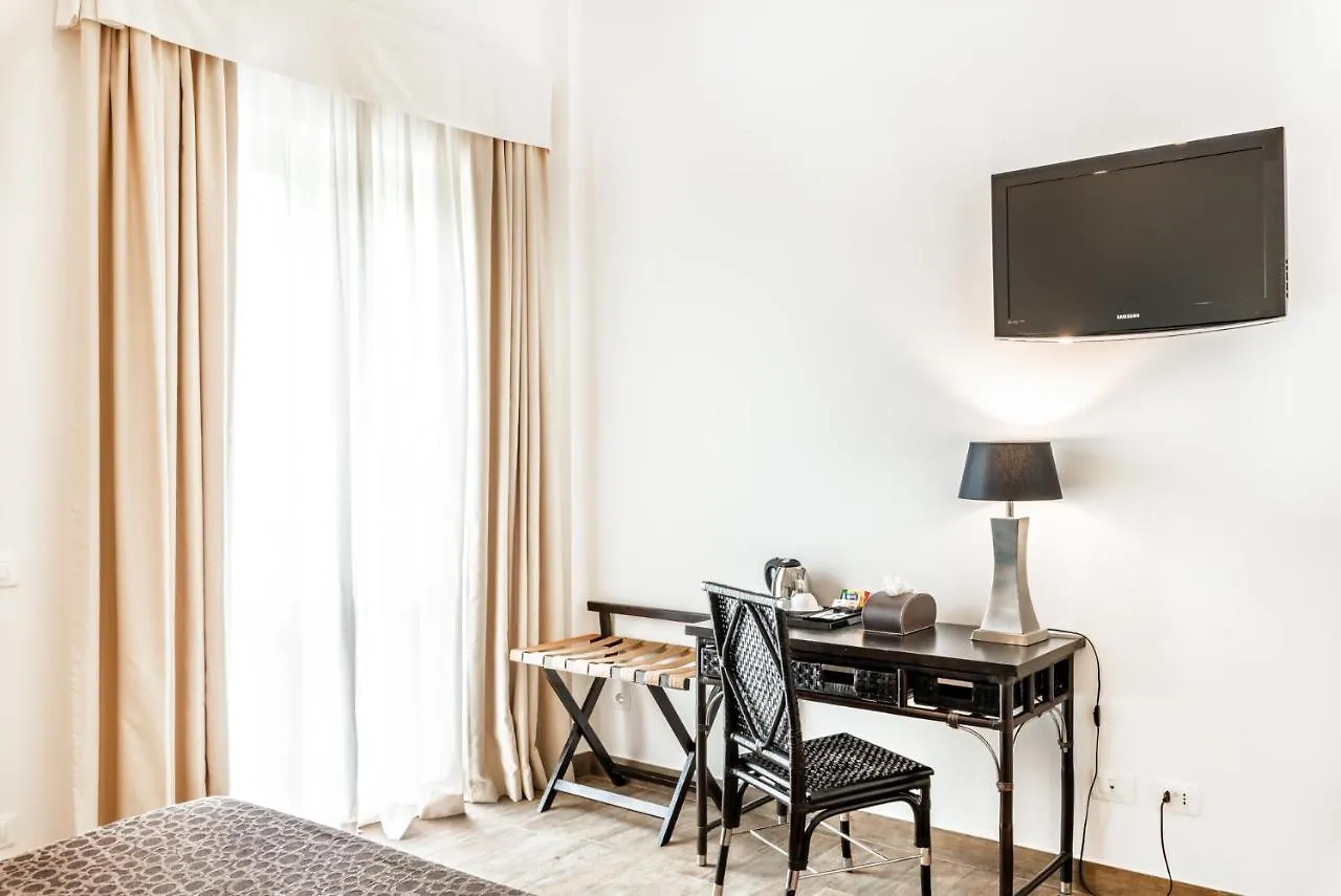 Hotel Stella Della Versilia Marina di Massa 4*,  Italy