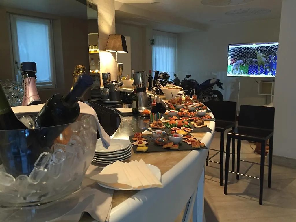 Hotel Stella Della Versilia Marina di Massa